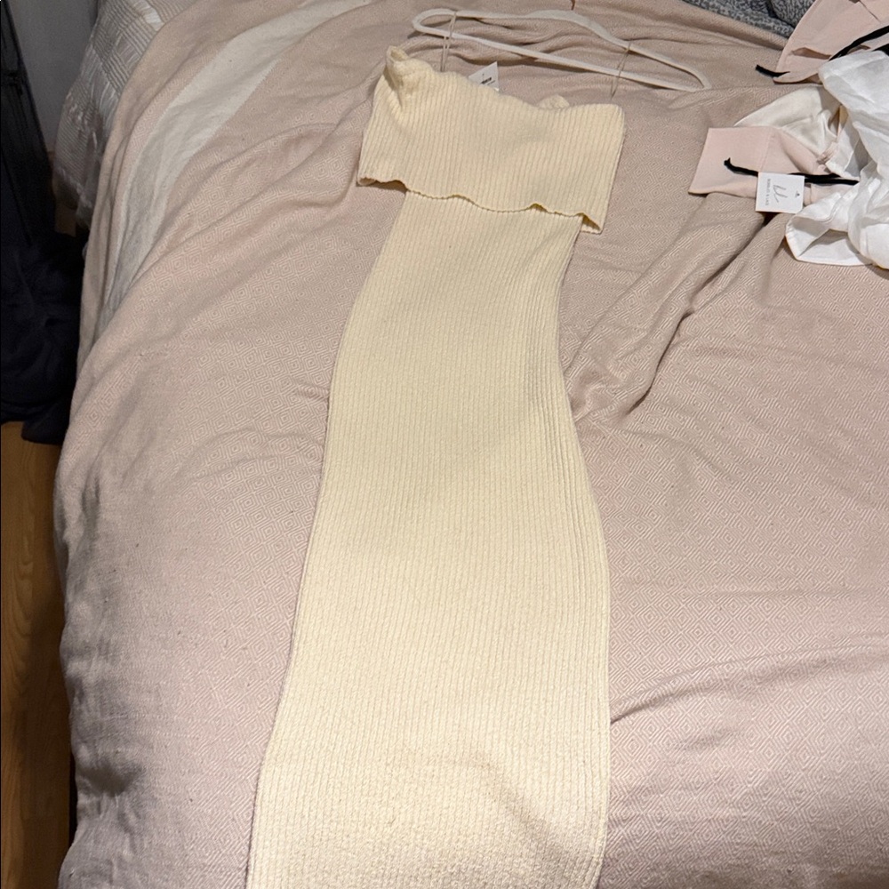Elegant Cream Maxi Dress